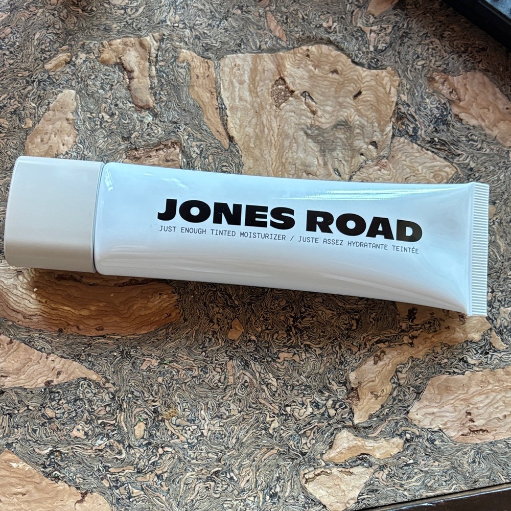 Jones Road Tinted Moisturizer - Fair